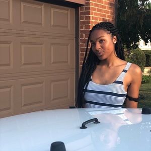 Meet your Posher, Elisa